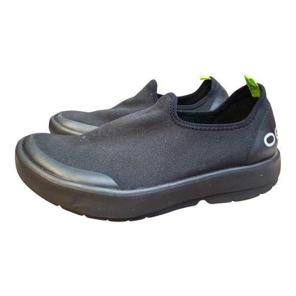 Oofos Oomg Sport Recovery Slip On Black Women size 10 - Picture 2 of 8
